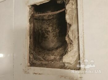 Вытяжка в туалете.