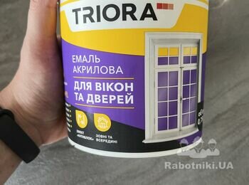 Монтаж плинтуса из полиуретана