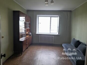 Переклеить обои в комнате 16 кв. м