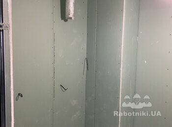 Монтаж повітроводів (витяжки) в будинку