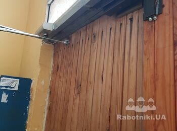 Реконструкция или изготовление и установка двери в подъезд