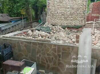Экскаватор с гидромолотом