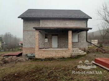 Демонтаж і монтаж навісу над входом