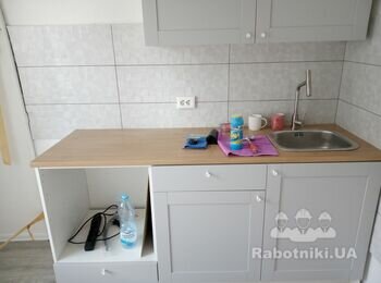 Доложить плитку, навесить мебель в ванной (Киев)