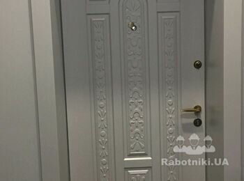 Сделать откосы у дверей