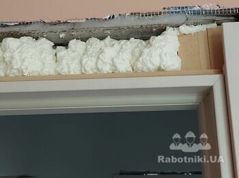 Установка наличника на дверь