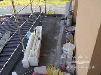 Стяжка+укладка плитки на балконі