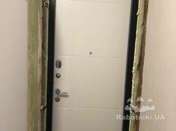 Укіс дверного отвору