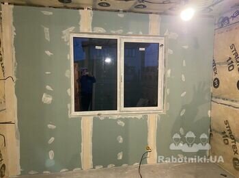 Фарбування, шпаклівка і нанесення декоративної мозайки і штукатурки