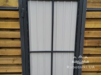 Осокорки.Переварить петли,установить замок