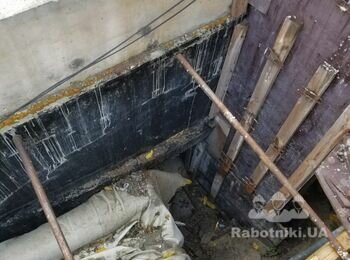 Земельные работы, установка дренажной системы, гидроизоляция, засипка.
