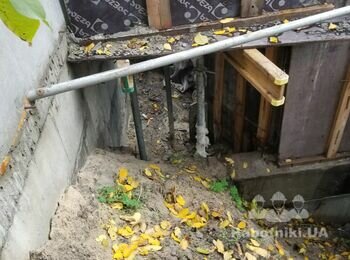 Земельные работы, установка дренажной системы, гидроизоляция, засипка.