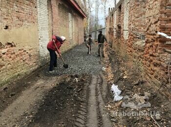 Нужно отштукатурить 300 м2 наружной и 300 м2
