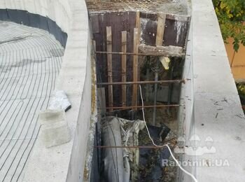 Земельные работы, установка дренажной системы, гидроизоляция.