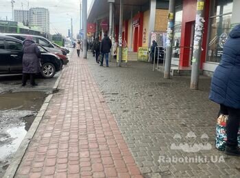 Монтаж и обслуживание рекламных конструкций Водафон