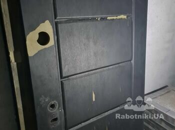 Фарбування дверних МДФ накладок-5 шт( 10 м. 2)