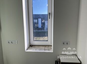 Подоконник с выдвижным ящиком