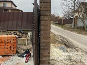 Кладка облицювальної цегли