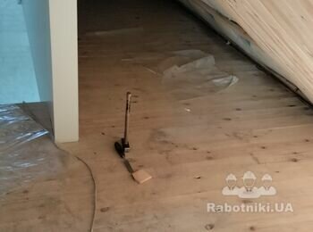 Шліфування підлоги дерев'яного