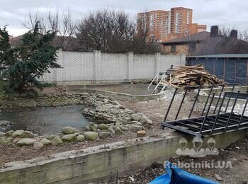 Кирпичный забор (под ключ) 28 погонных метров.