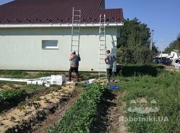 Выкопать землю для обустройства отмостки, с. Красиловка Броварской р-н