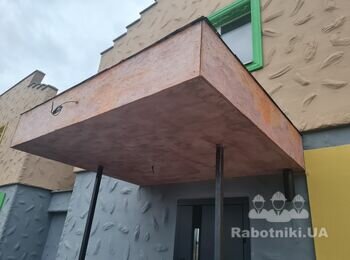 С.Погребы , фасадная отделка 4- козырьков