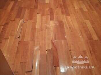 Ремонт паркета и потолка ГК в частном доме