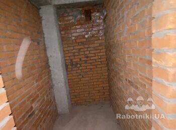 Демонтаж цегляної стіни, замурування дверей, вивіз будівельного сміття