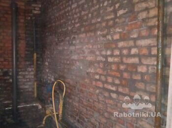 Заделка швов в кирпичной кладке