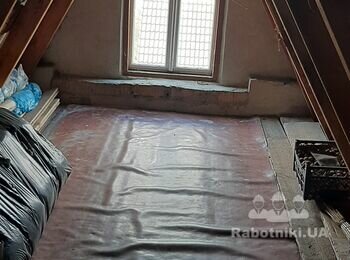 Ремонт чердака дома: теплоизоляция, смена окон, вагонка, пол