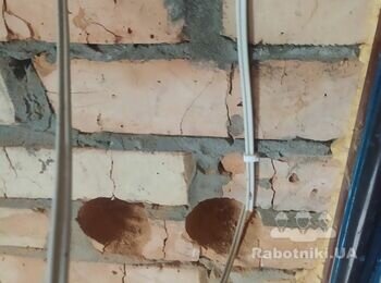 Инсталляция 10 розеток, по 2 светильника и выключателя