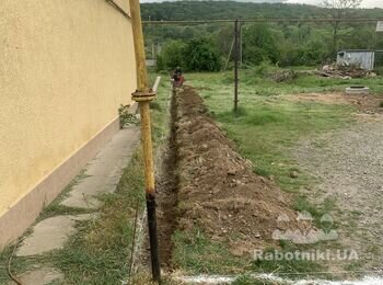 Фундамент під паркан