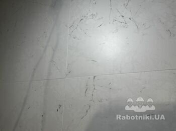 Підкорегувати двухкомпонентну затирку в ванній кімнаті