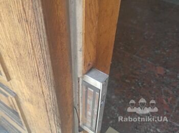 Восстановительный ремонт входных дверей