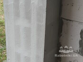 Штукатурка і шпаклівка гаражного проєму, вирівнювання відкосів вікна