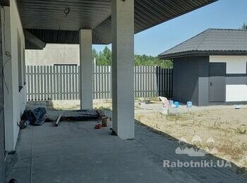 Гнідин, будинок-8км від Бортничів. Облицювати плиткою терасу