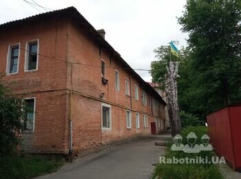 Потрібно стягнути будинок від тріщин стяжками