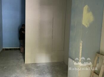 Потрібен будівельник-універсал для ремонту приміщення