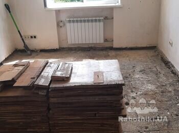 Потрібно зробити стяжку пола в кімнаті