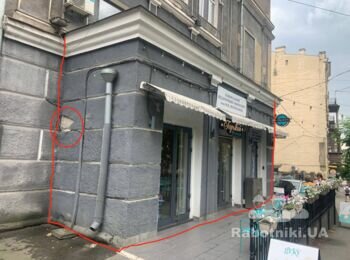 Ремонт фасаду, фарбування, демонтаж старих вивісок.