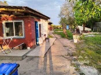 Встановлення дощових ринв та відвод води