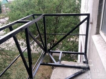 Нужно сделать балкон