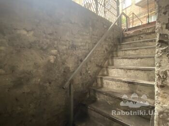 Відремонтувати вхідну групу