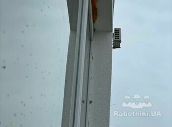 Зовнішній відкос на панорамному вікні