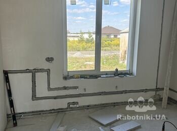 Укладення плитки та чистові роботи по стінам.
