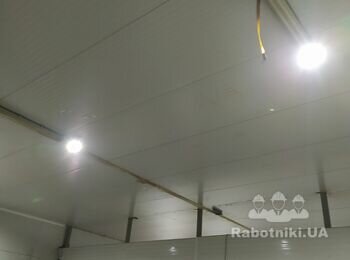 Утеплення потолка холодильних камери+монтаж профнастіла
