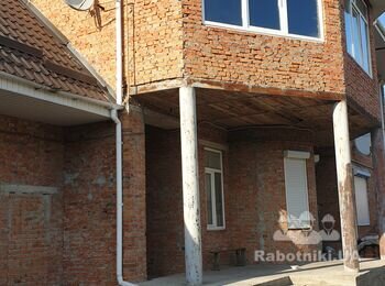 Ремонт підшиви звисів даху