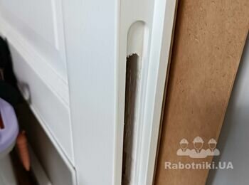 Установка міжкімнатних дверей