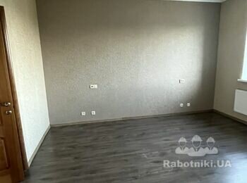 Демонтаж ламінату, шпалер, підготовка під малярку фарбування
