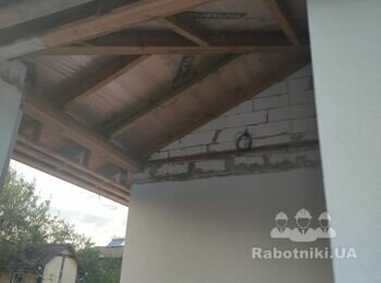 Нужно сделать подшиву кровли